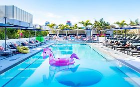 Moxy Miami South Beach